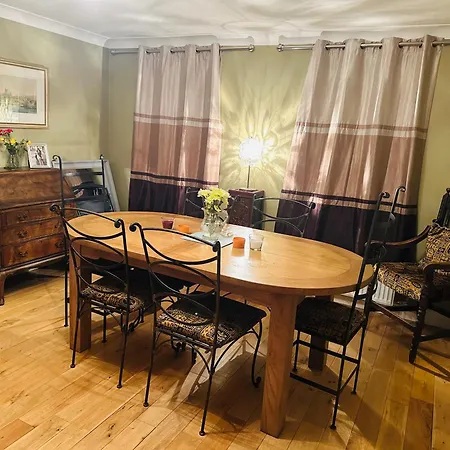 Cosy Boutique Village Retreat Пенрит