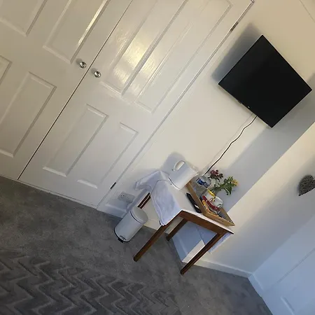 Boutique Village Retreat פנרית'