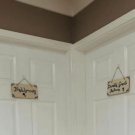 Cosy Boutique Village Retreat * Penrith