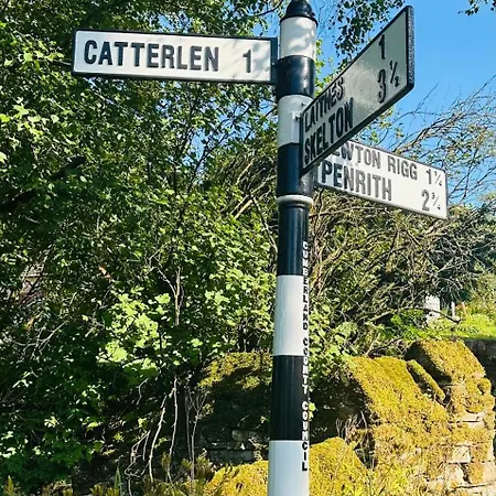 Privatunterkunft Cosy Boutique Village Retreat